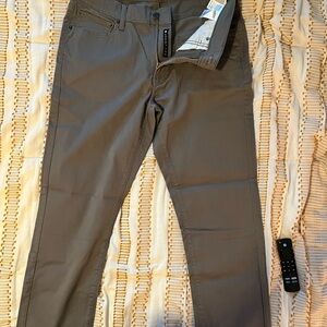 Lucky Brand 410 Athletic Skill Gray Chino Pants